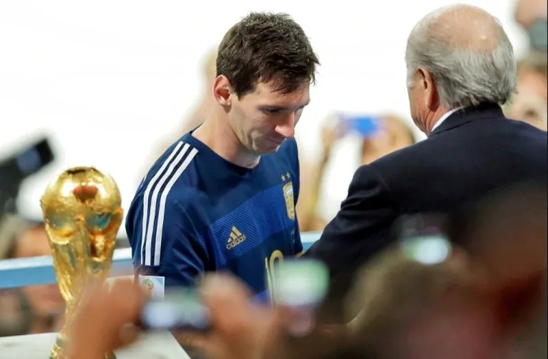Messi đưa Argentina vào chung kết World Cup 2014 nhưng không thể vượt qua đội tuyển Đức trong trận đấu cuối cùng.
