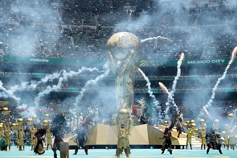 ạ tầng giao thông và các siêu đô thị của nước đăng cai World Cup 2026 đã sẵn sàng cho ngày hội lớn.