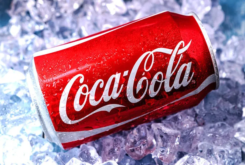 Coca-Cola Zero Sugar hoặc Light là lựa chọn ít hoặc không chứa calo cho người giảm cân.